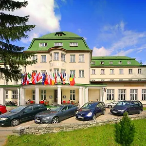 palace-club.spindleruvmlyn-hotels.com/